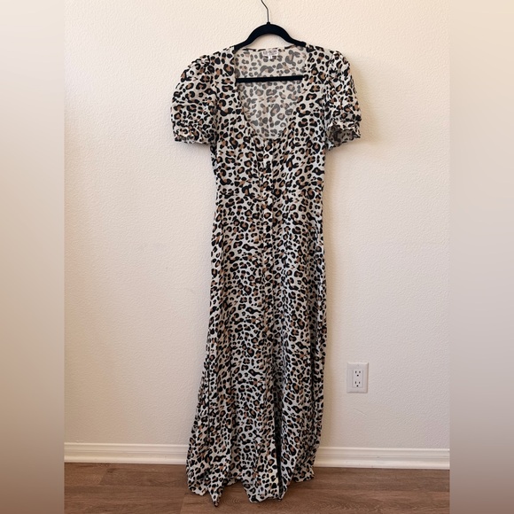 Stylish Leopard Print Maxi Dress - Picture 2 of 3